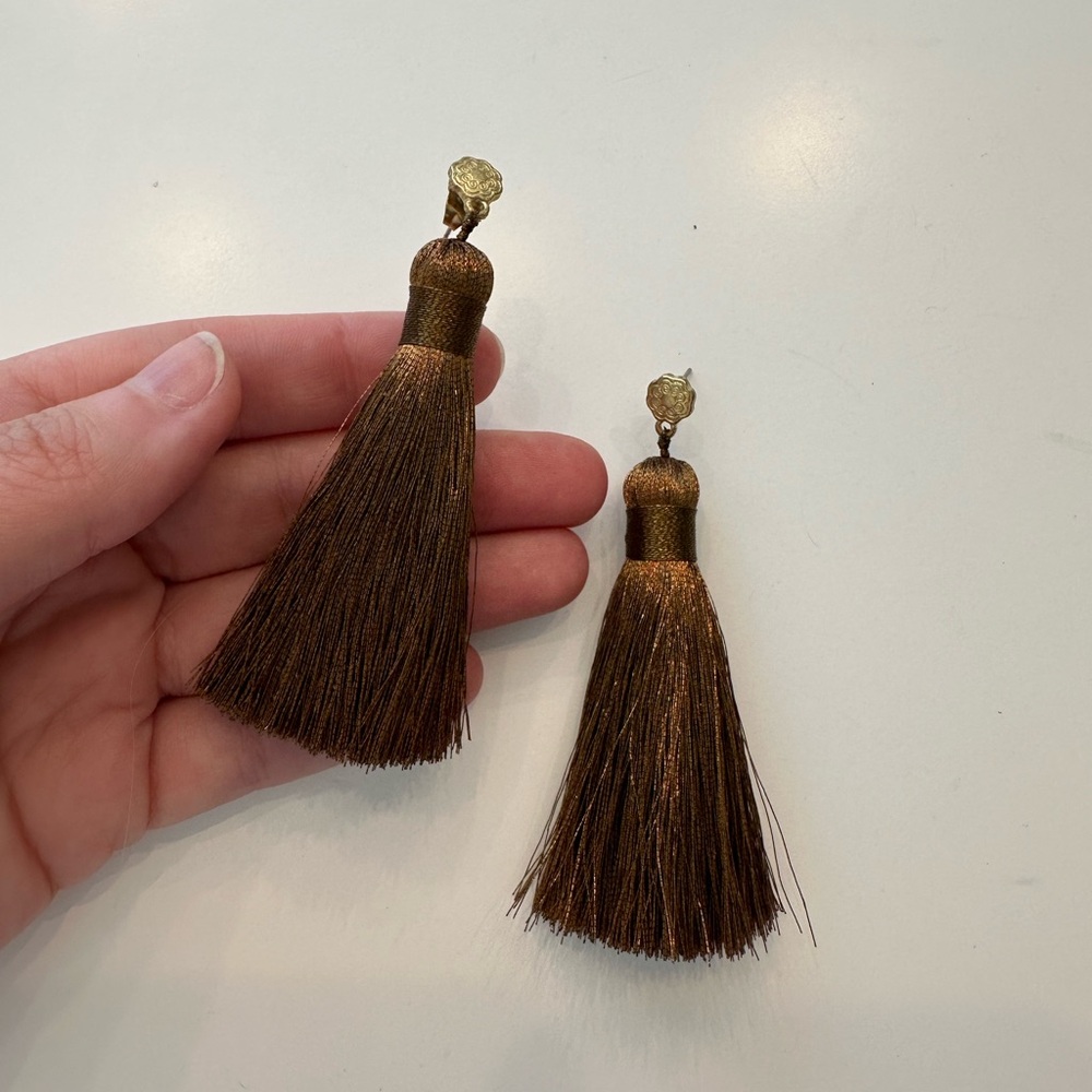HART jewelry tassel earrings